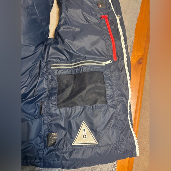 Pajar Quilted Lightweight Puffer Vest - Picture 7 of 11